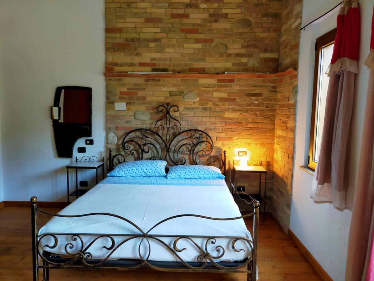 Casale Del Sole Bed and Breakfast Cepagatti Buitenkant foto