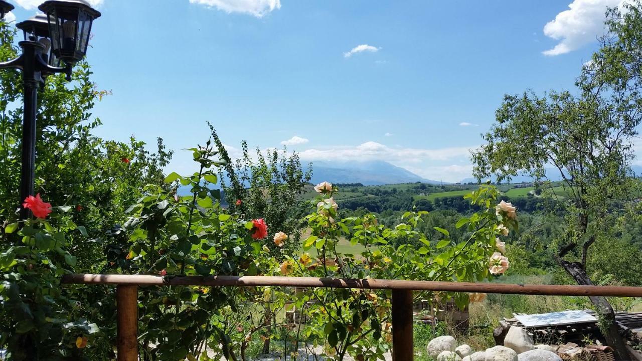 Casale Del Sole Bed and Breakfast Cepagatti Buitenkant foto