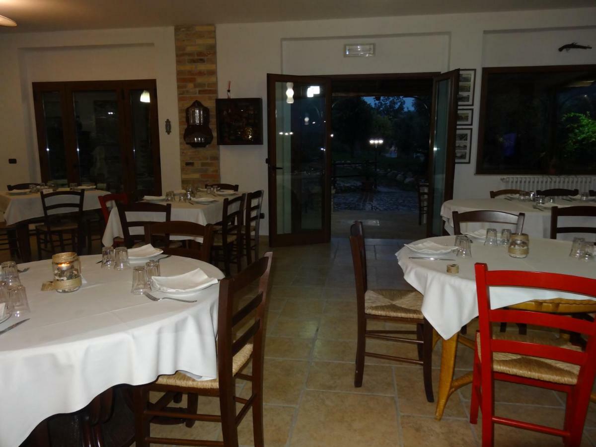 Casale Del Sole Bed and Breakfast Cepagatti Buitenkant foto
