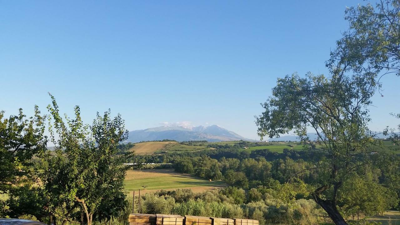 Casale Del Sole Bed and Breakfast Cepagatti Buitenkant foto