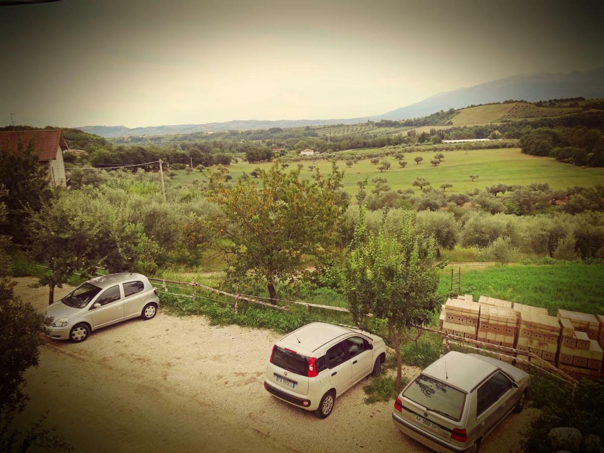 Casale Del Sole Bed and Breakfast Cepagatti Buitenkant foto